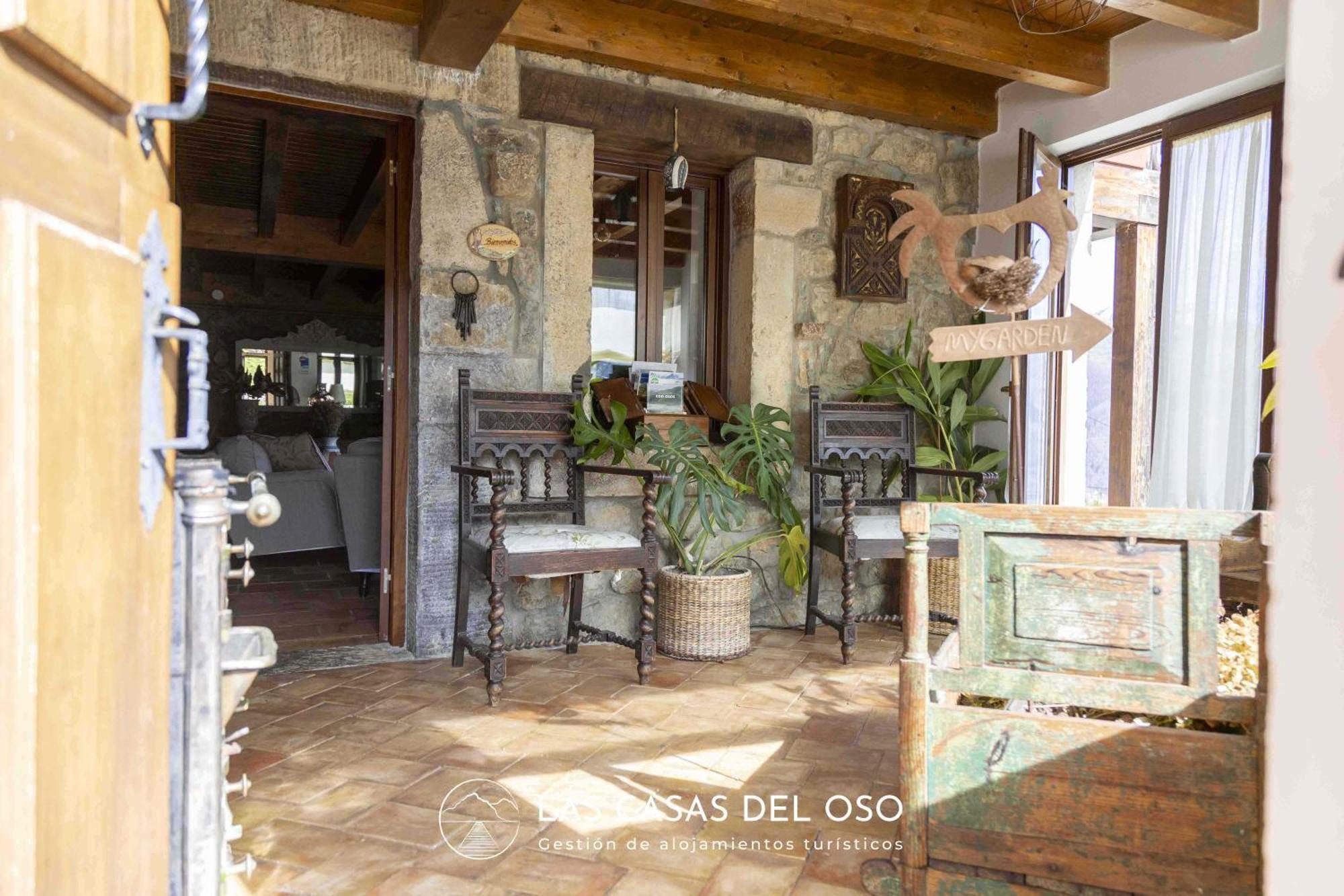 El Mirador De San Trocaya - Las Casas Del Oso Villamarcel Exterior photo