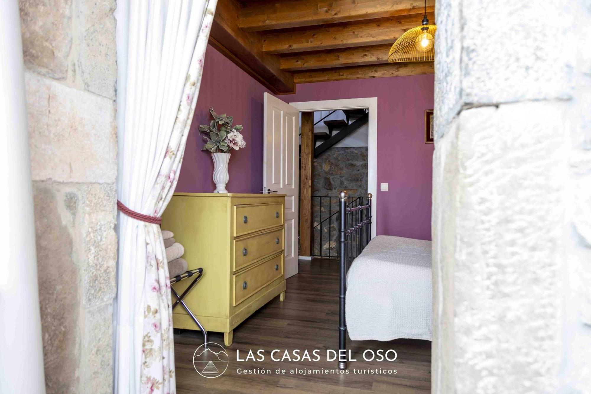 El Mirador De San Trocaya - Las Casas Del Oso Villamarcel Exterior photo